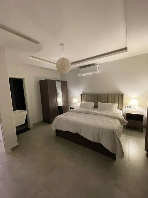 Apartment شقه فاخره في حي الملقا قريبه من البوليفارد الرياض سيتي