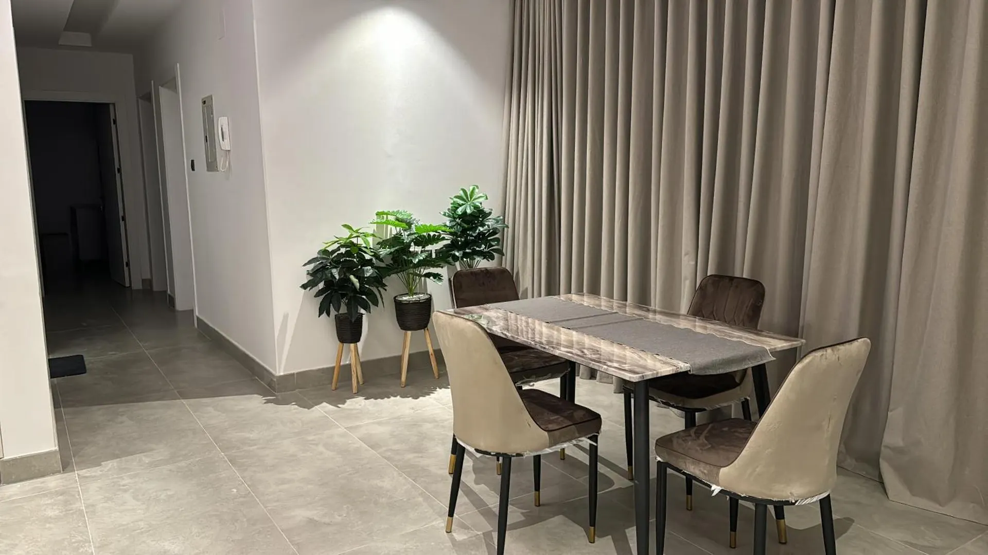Apartment شقه فاخره في حي الملقا قريبه من البوليفارد الرياض سيتي